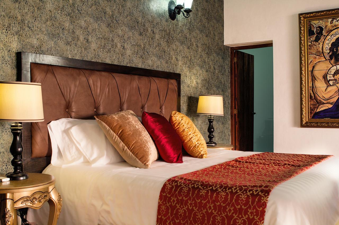 Hotel Dona Manuela モンポス エクステリア 写真