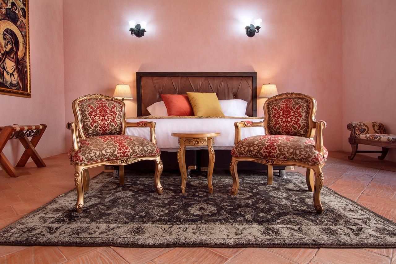 Hotel Dona Manuela モンポス エクステリア 写真